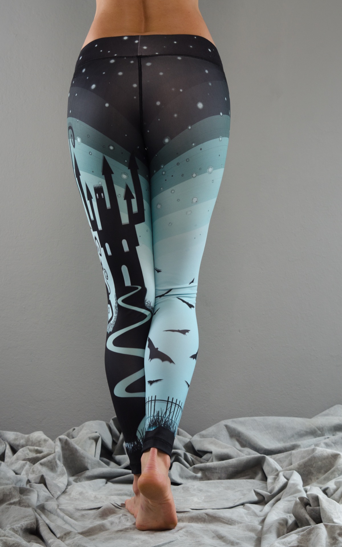 Bright Dark ilustrovane helanke — Talking Walking